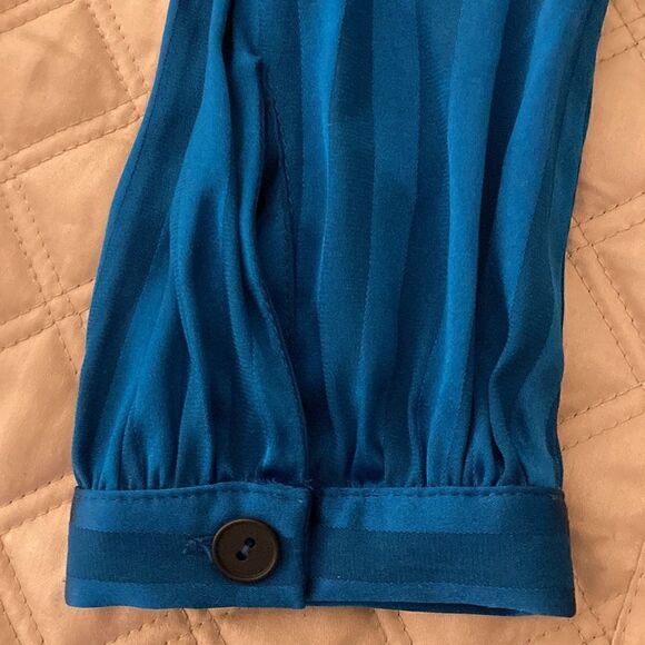 Nanette Lepore NWT Silk V Neck Long Sleeve Tunic Blouse in Blue Shadow Stripe. - Picture 6 of 9